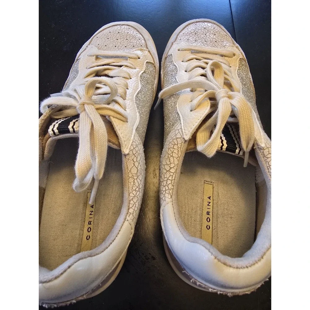 CORINA Glitter Crackle Low Top Sneakers Beige Silver‎ Lace Up Athletic Shoes 8